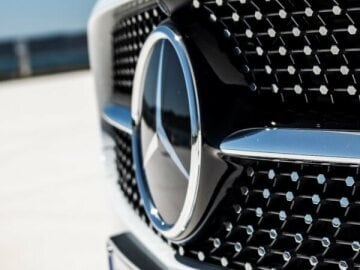 梅赛德斯奔驰新加坡 Mercedes-Benz Singapore 是梅赛德斯奔驰在新加坡的子公司。