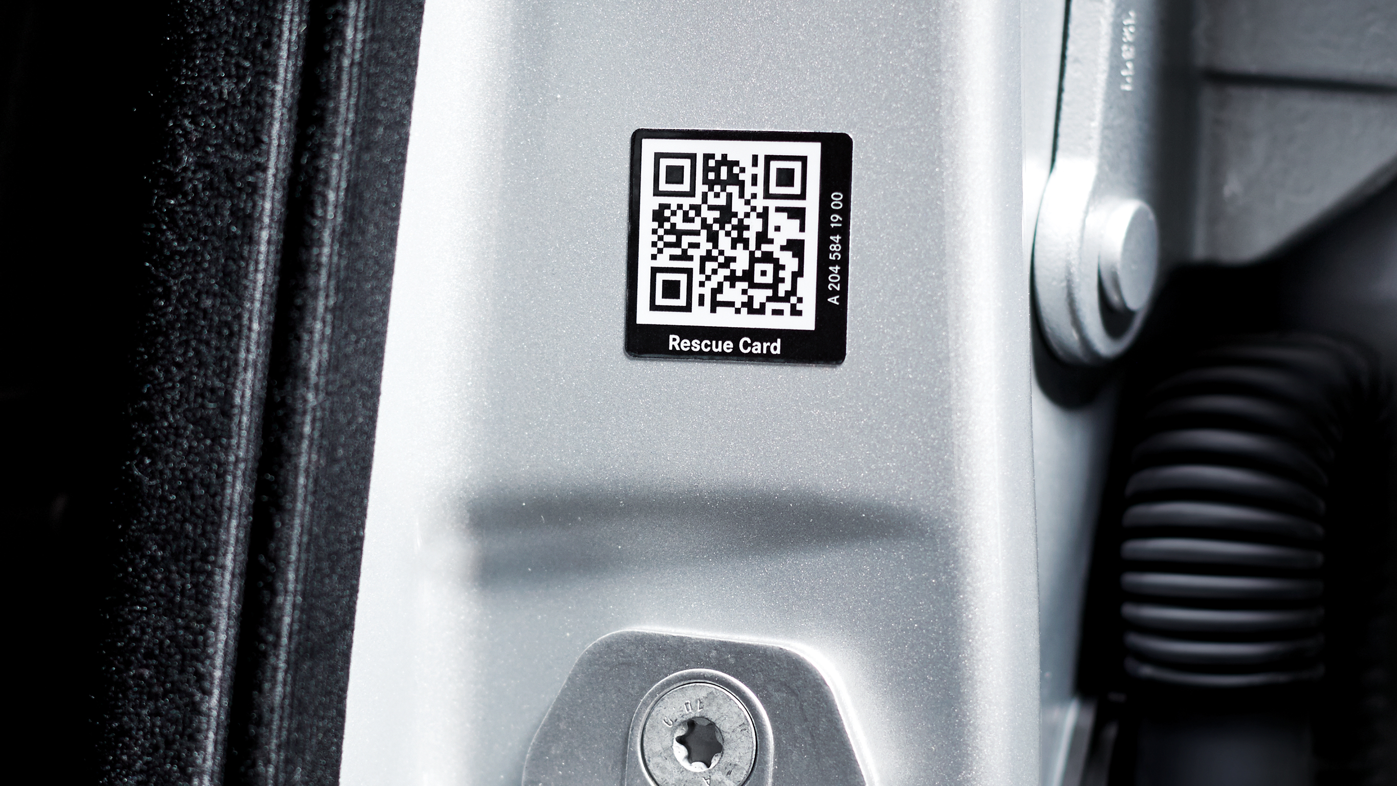 Rescue sticker | Mercedes-Benz The rescue sticker in the door frame of your Mercedes-Benz offers you the quickest possible rescue at a glance.