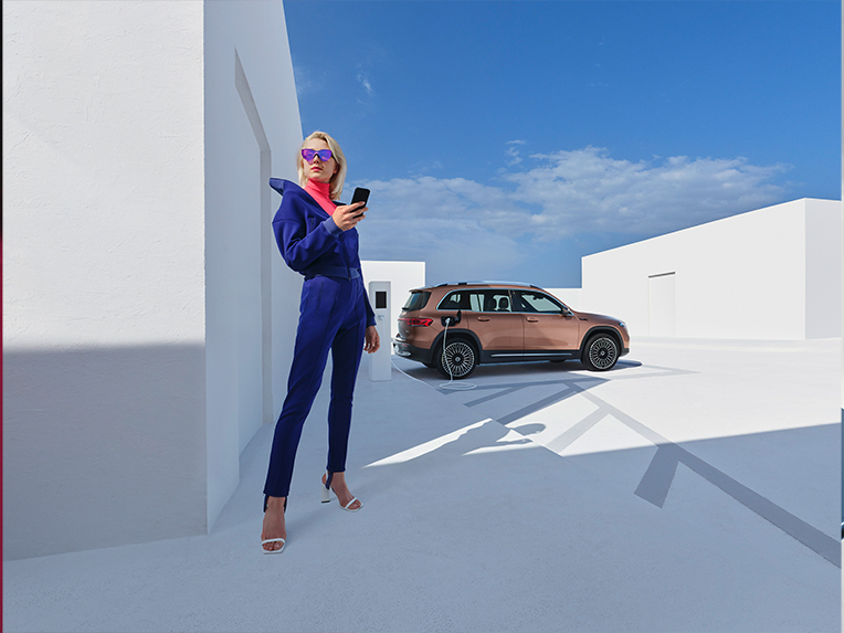 Mercedes-Benz Apps | Digital Extras | Mercedes-Benz The best connection to your Mercedes-Benz: The Mercedes-Benz App.