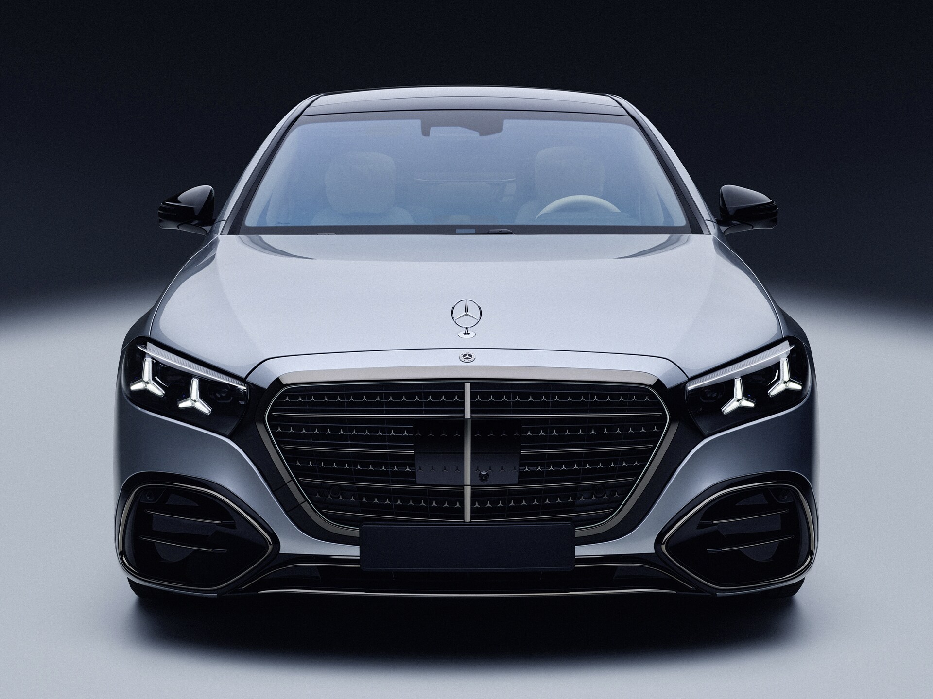 Be part of the journey of the new Mercedes-Benz S-Class to 140 places around the world.