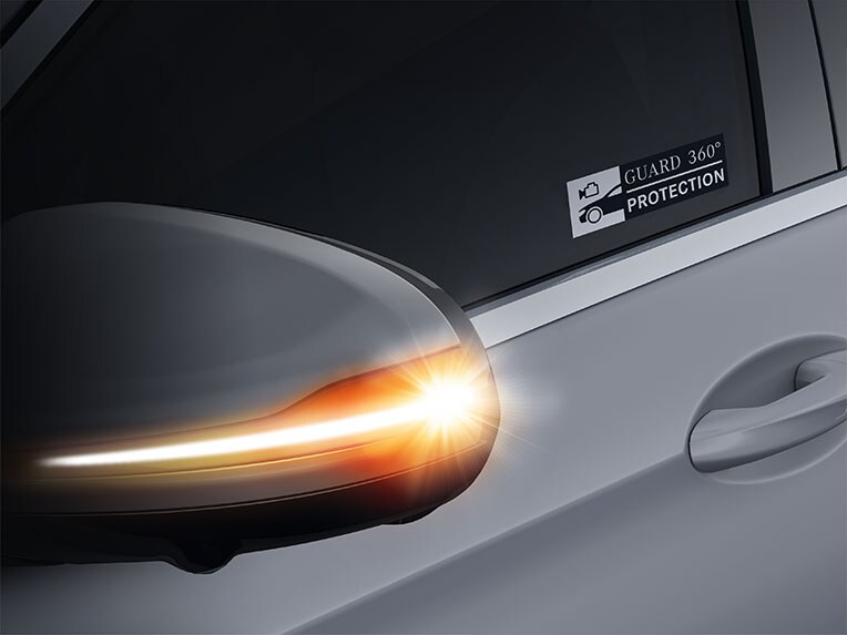 An illustration of how the GUARD 360° vehicle protection system works in the Mercedes-Benz CLE Coupé.