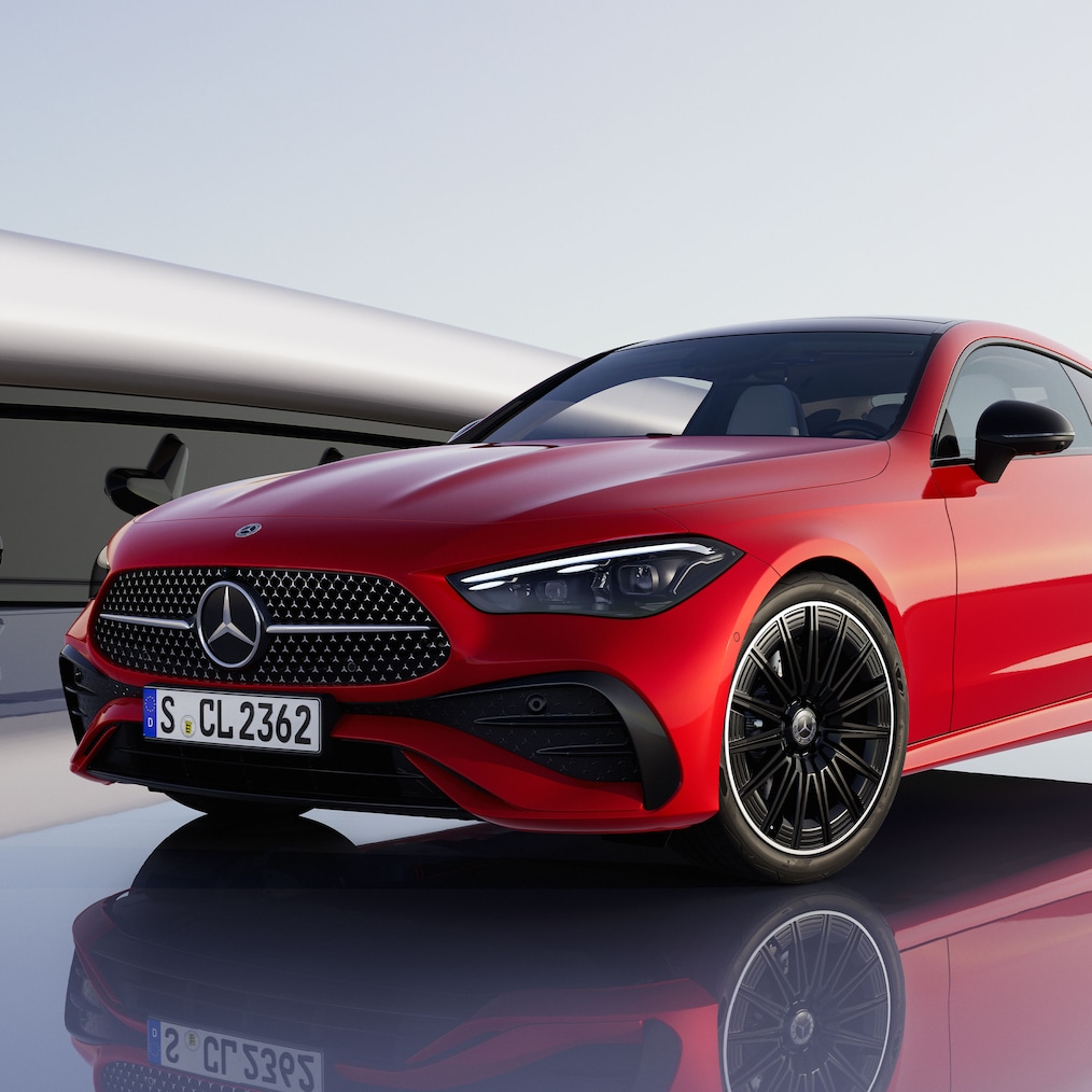 The new CLE Coupé in a front view.