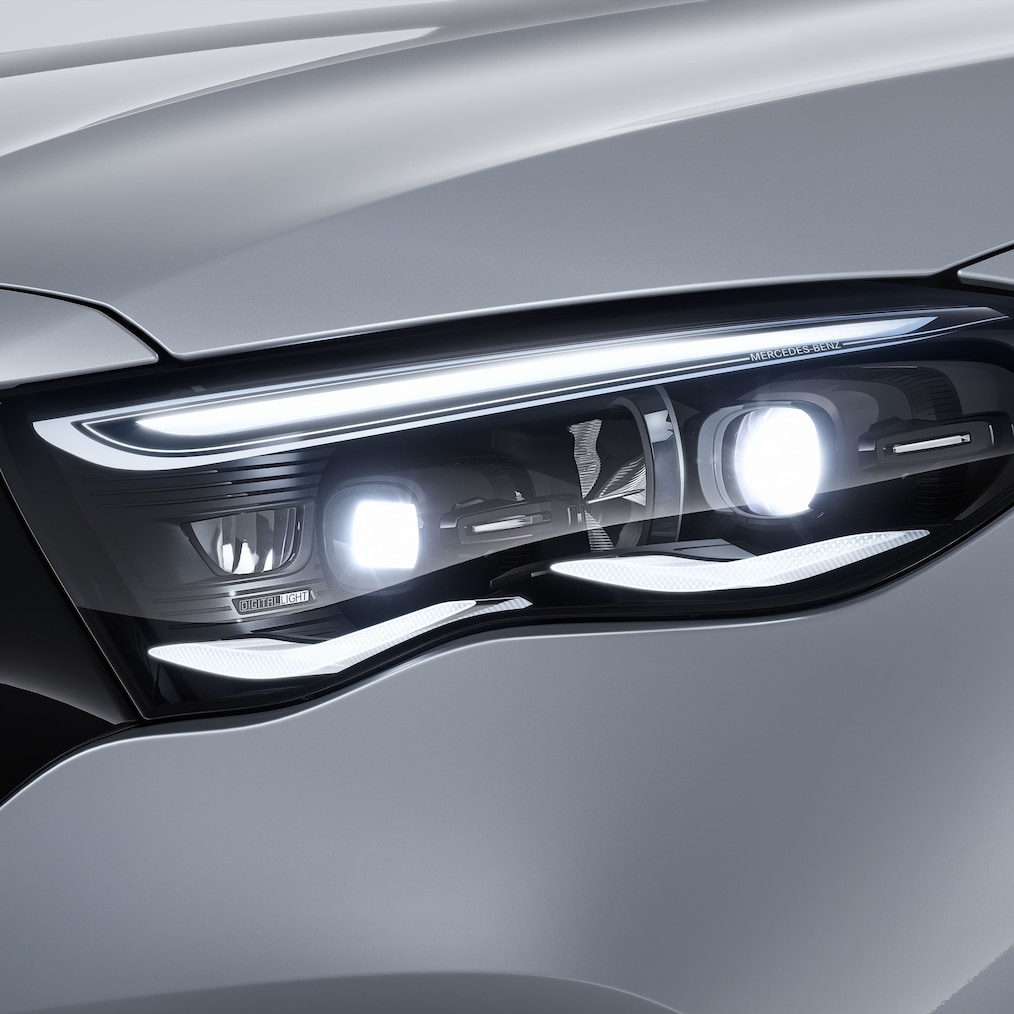 Close-up of a DIGITAL LIGHT headlight system of the Mercedes-Benz C-Class.