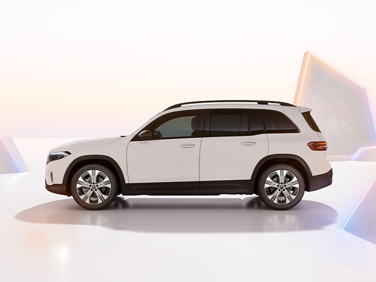 The EQB from Mercedes-Benz with the Electric Art equipment line.