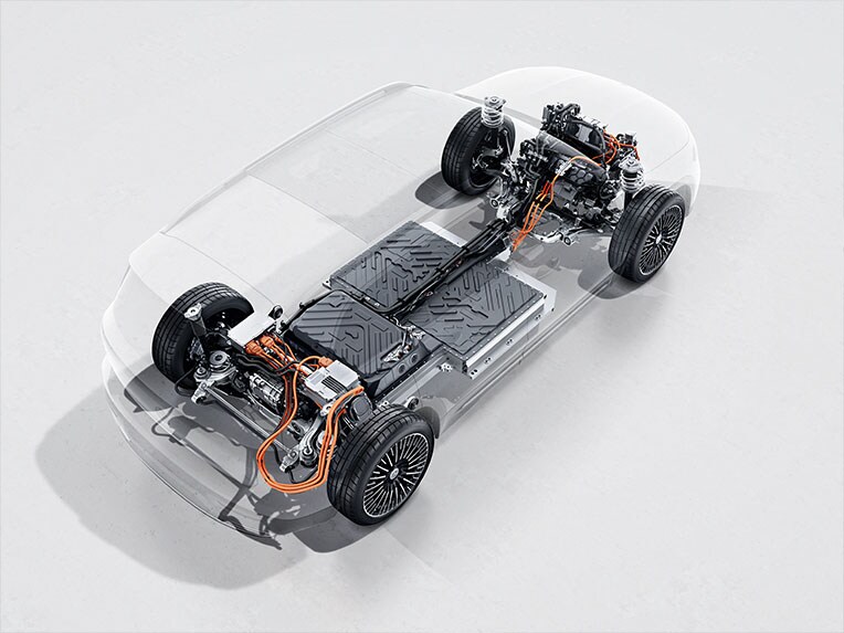 4MATIC all-wheel drive in the new EQB from Mercedes-Benz.