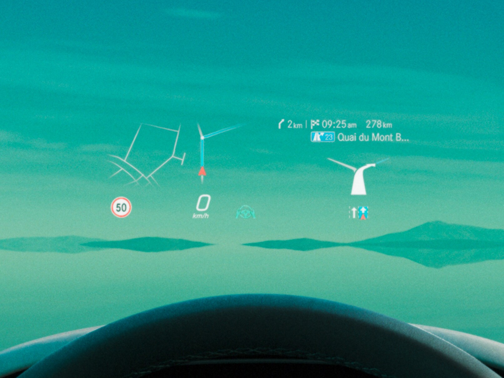 The head-up display in the EQE Saloon from Mercedes-EQ.