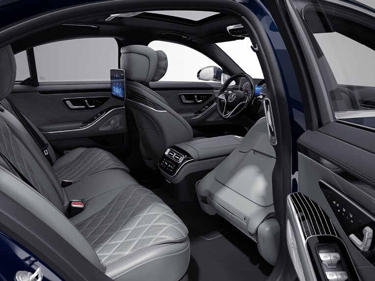 The rear of the Mercedes-Benz S-Class Saloon with Chauffeur package.