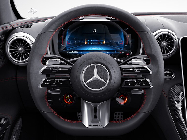 The AMG Performance steering wheel in nappa leather / DINAMICA microfibre in the Mercedes-AMG SL Roadster.