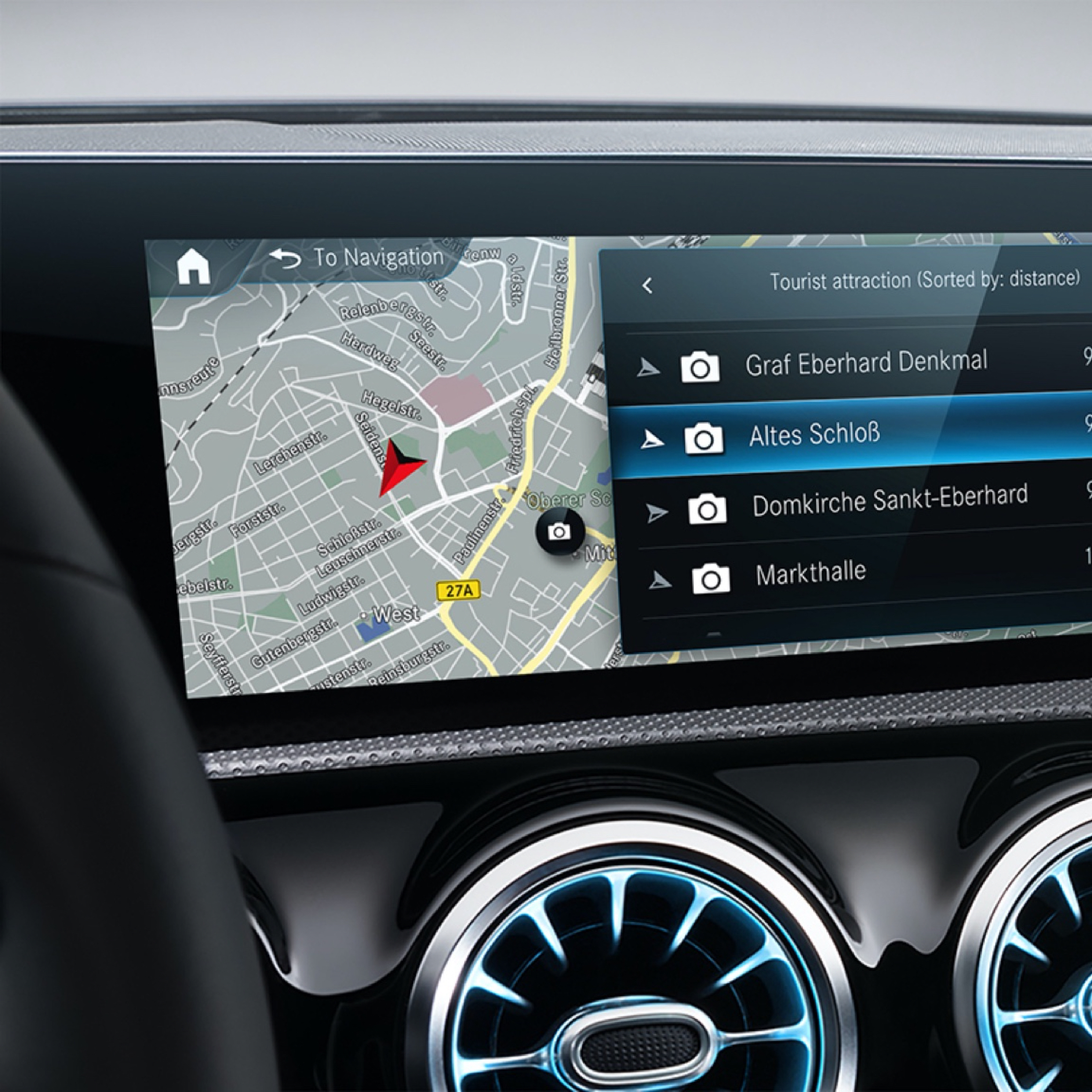 Local Search | Excellence Package | Mercedes me The MBUX multimedia system screen displays the best route for the driver thanks to the Navigation Digital Extras.