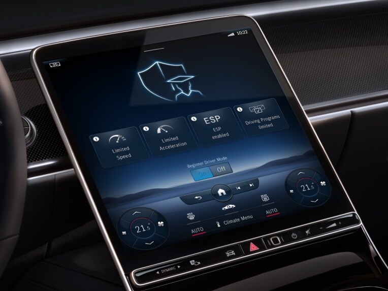 The MBUX multimedia system displays the main menu for the Beginner Driver Mode and Valet Service Mode.