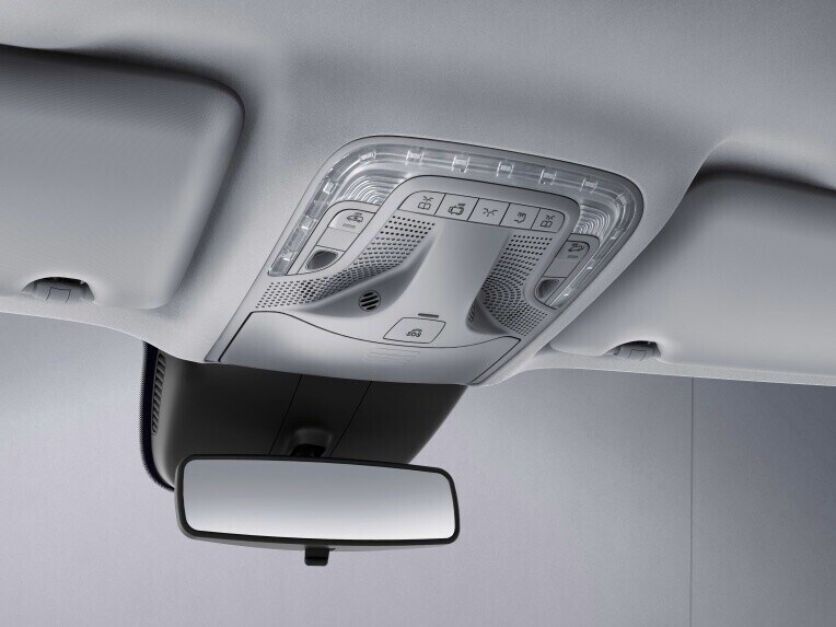 The Mercedes-Benz emergency call system can save crucial time in an emergency.