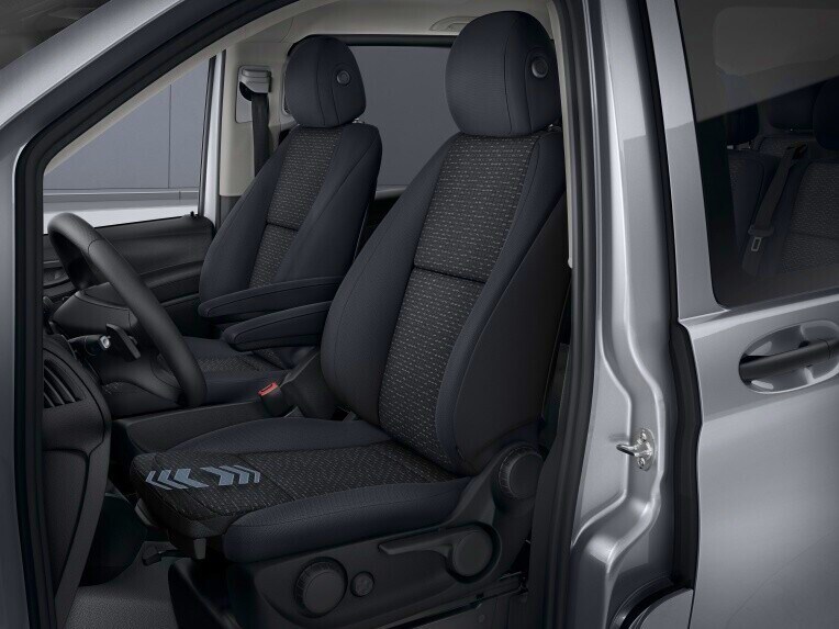 Ideal for couriers and delivery services: this mode helps you to optimise the range of your electrically powered van.
