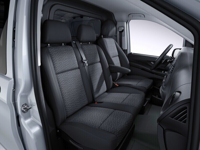 The 2-seater front passenger bench seat offers an additional seat in the driver compartment.