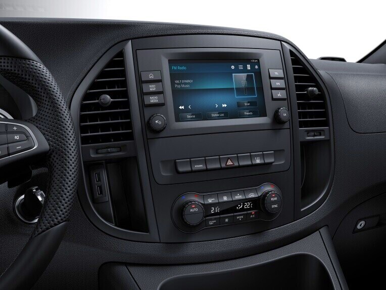 The Audio 40 multimedia system with touchscreen and integrated navigation function will impress you with its manifold communication and infotainment possibilities.
