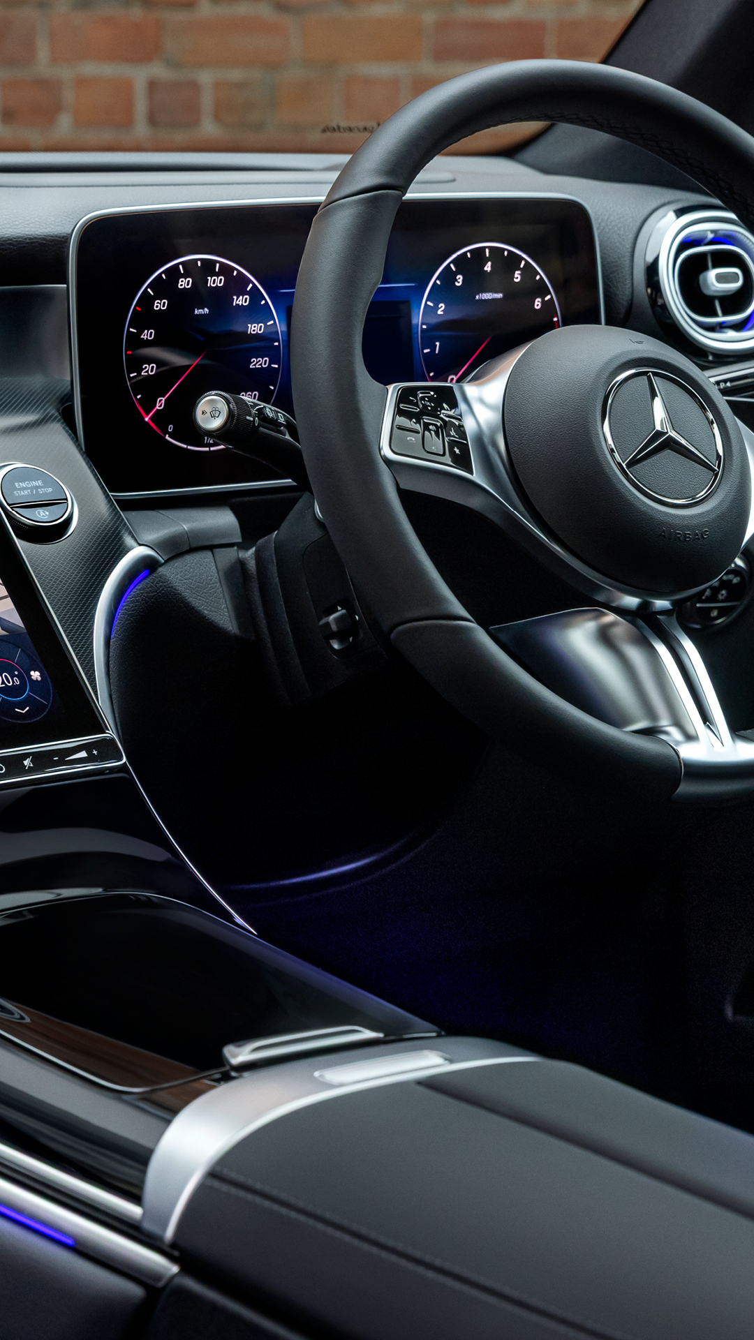 The new GLC 200 SUV interior