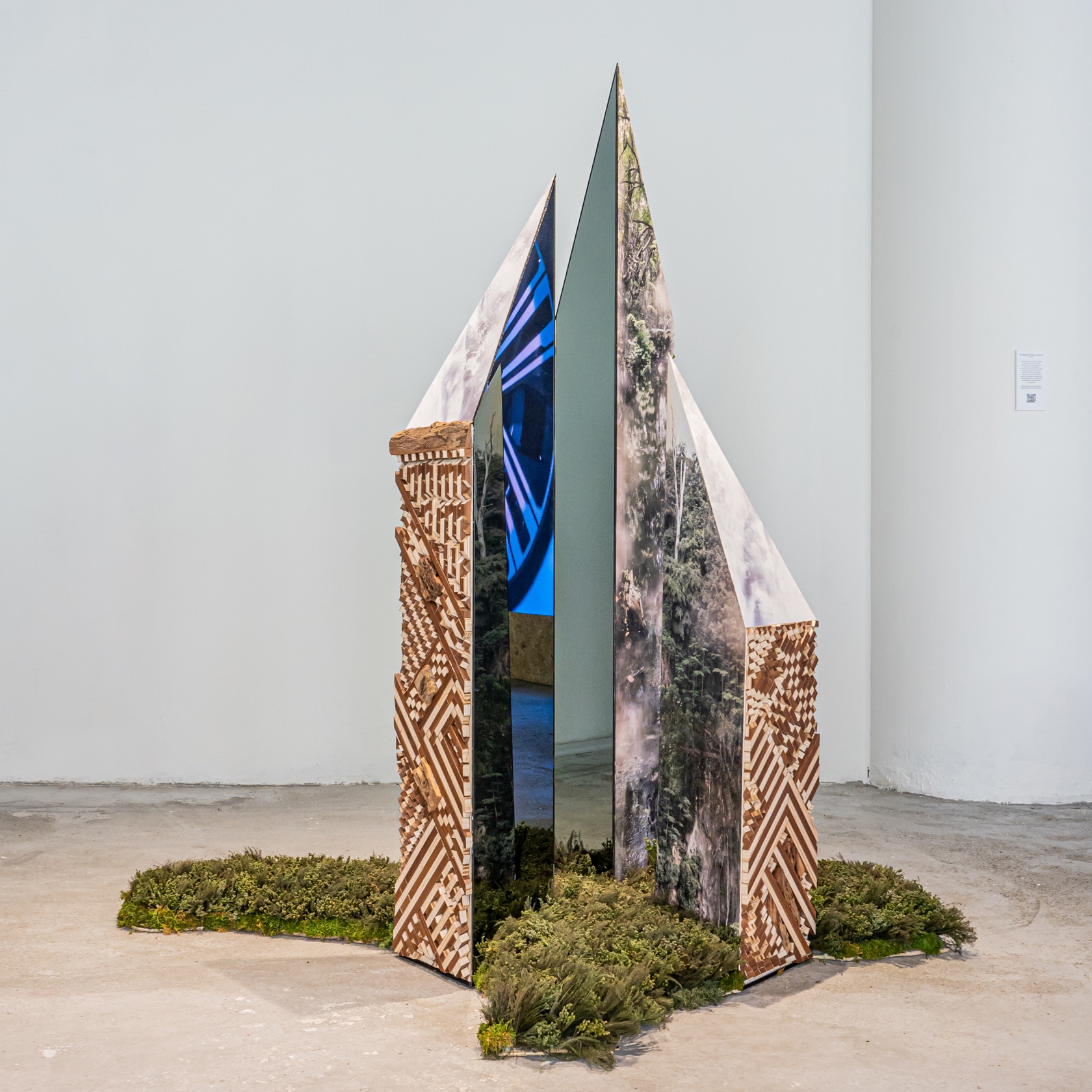 Reclaimed Sculpture: Land, Sea, Air Reclaimed Sculpture: Land, Sea, Air