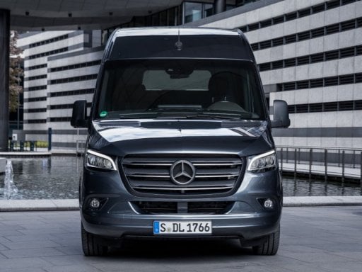 mercedes commercial vans